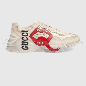 Gucci Rhyton Sneaker red tongue